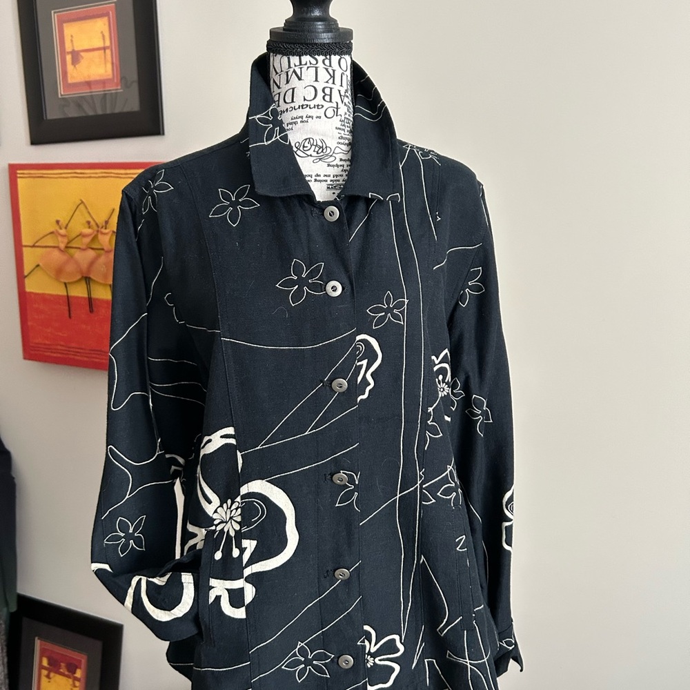 Chico's Black and White Floral Blazer
